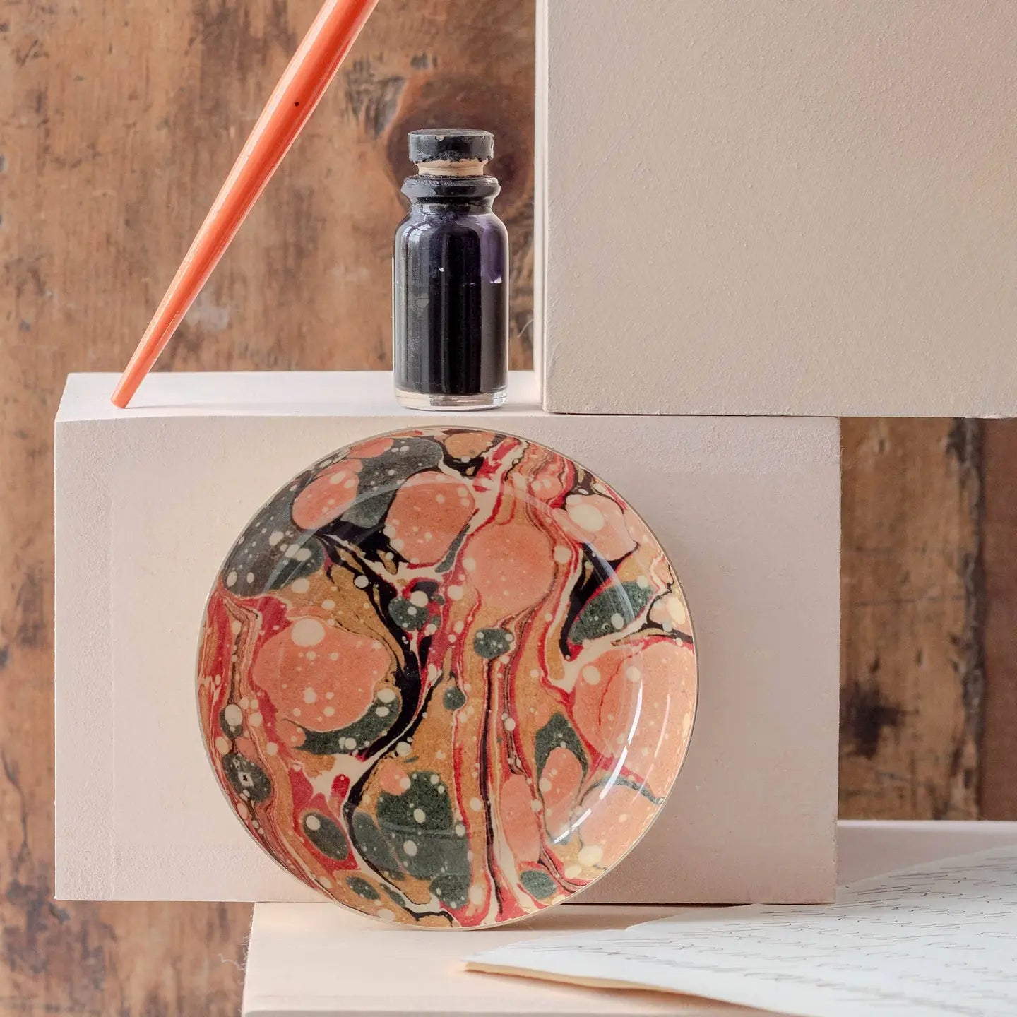 Small Enamel Round Tray - Red Marbled - THE BRISTOL ARTISAN