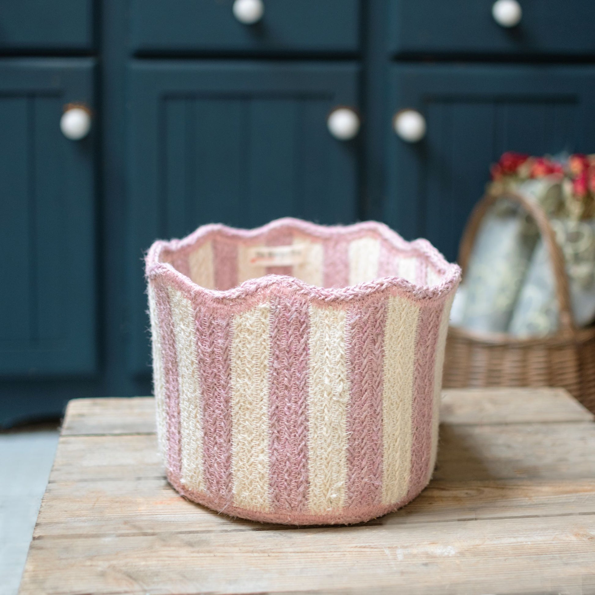 Tulip Basket - Flamingo - THE BRISTOL ARTISAN