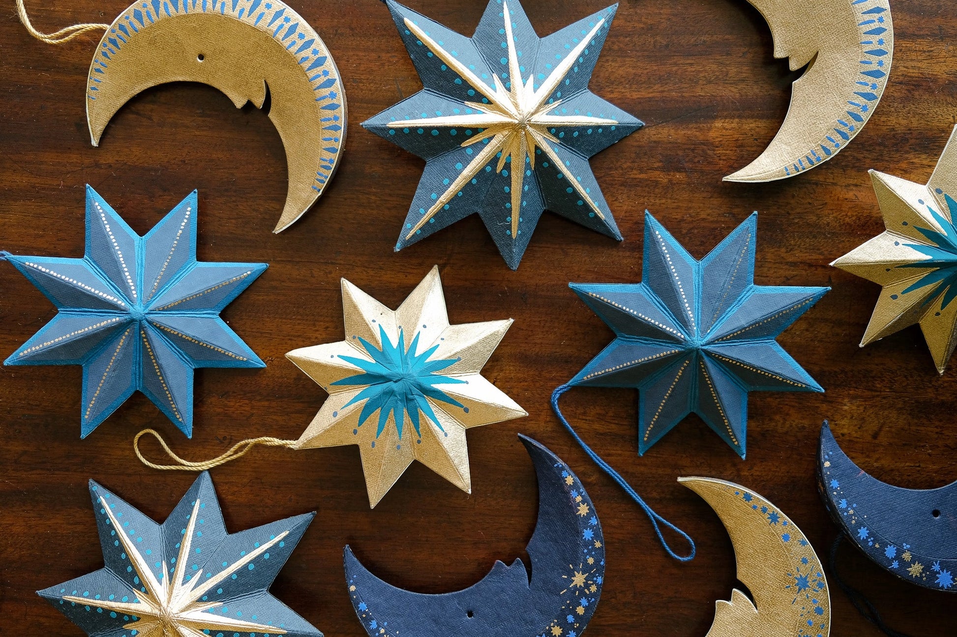 Twinkling Paper Star Christmas Decoration - THE BRISTOL ARTISAN