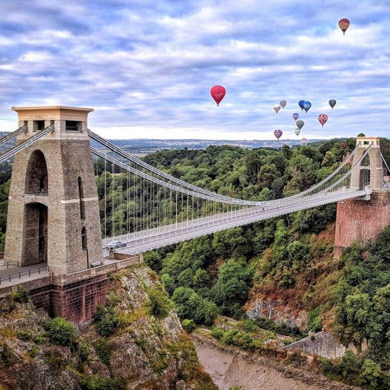 www.thebristolartisan.live, Our Guide: A weekend in Bristol. Bristol is an exciting City rich in independent shops, cafes, restaurants, galleries, breweries and bars not to mention a plethora of museums and green spaces. But where are the spaces and places you don't find on Trip Adv